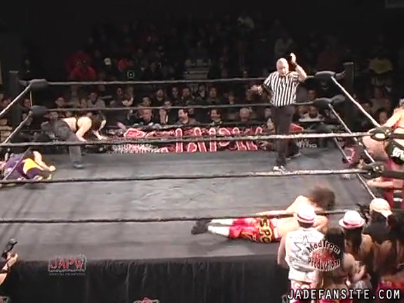 Mia-HardwayvsSocial-Fear_Still1009.jpg
