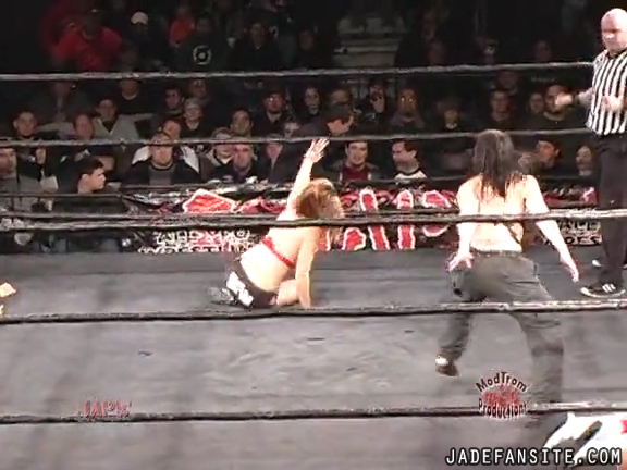 Mia-HardwayvsSocial-Fear_Still1015.jpg