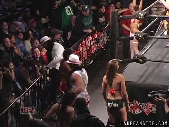 Mia-HardwayvsSocial-Fear_Still103.jpg