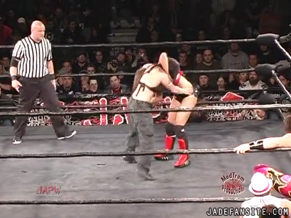 Mia-HardwayvsSocial-Fear_Still1032.jpg
