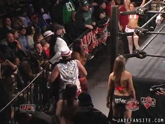 Mia-HardwayvsSocial-Fear_Still104.jpg
