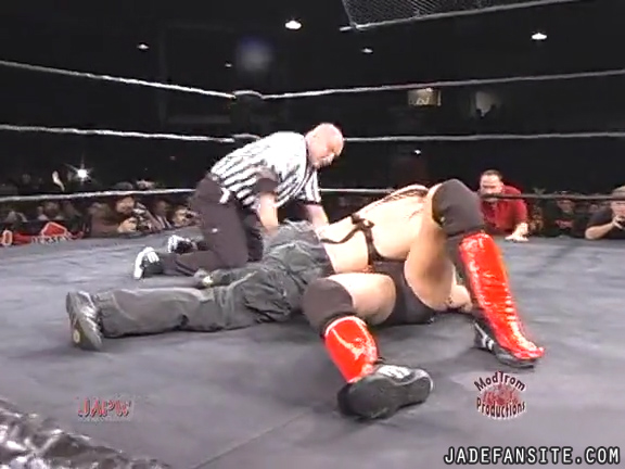 Mia-HardwayvsSocial-Fear_Still1041.jpg