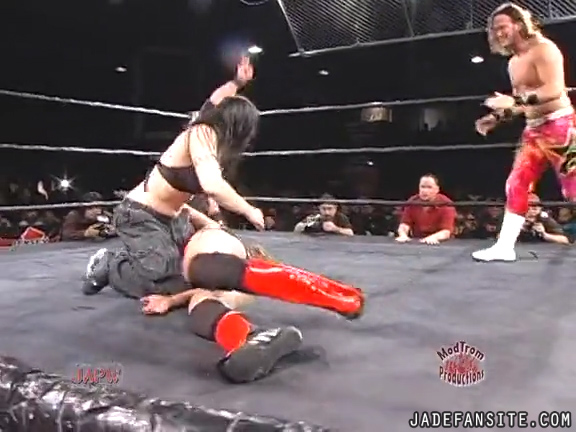 Mia-HardwayvsSocial-Fear_Still1044.jpg