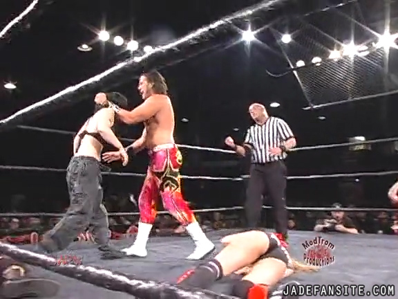 Mia-HardwayvsSocial-Fear_Still1049.jpg