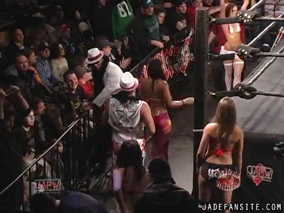 Mia-HardwayvsSocial-Fear_Still105.jpg