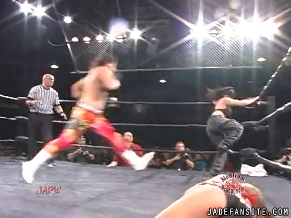 Mia-HardwayvsSocial-Fear_Still1057.jpg