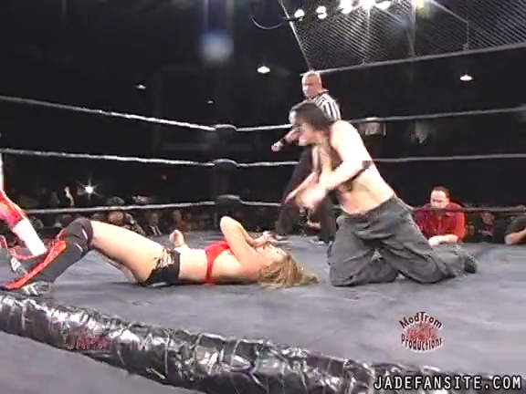 Mia-HardwayvsSocial-Fear_Still1079.jpg