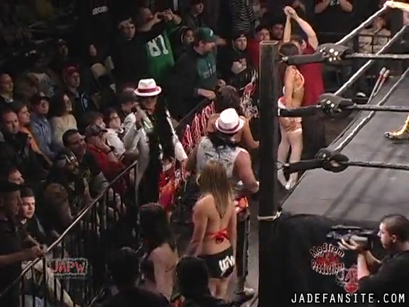 Mia-HardwayvsSocial-Fear_Still108.jpg