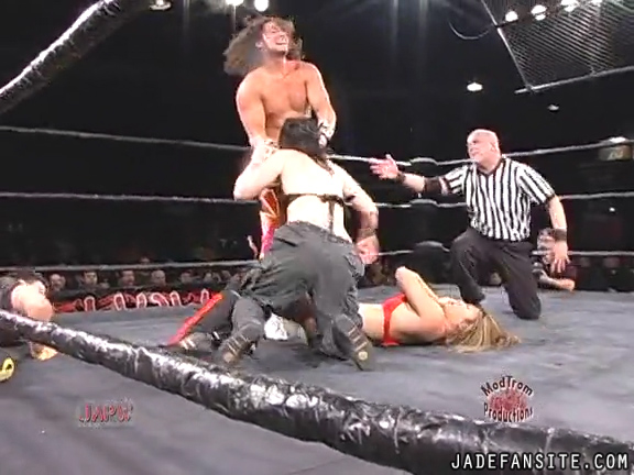Mia-HardwayvsSocial-Fear_Still1084.jpg