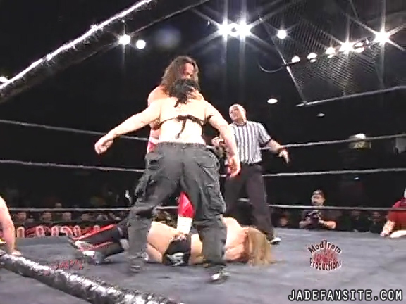 Mia-HardwayvsSocial-Fear_Still1086.jpg