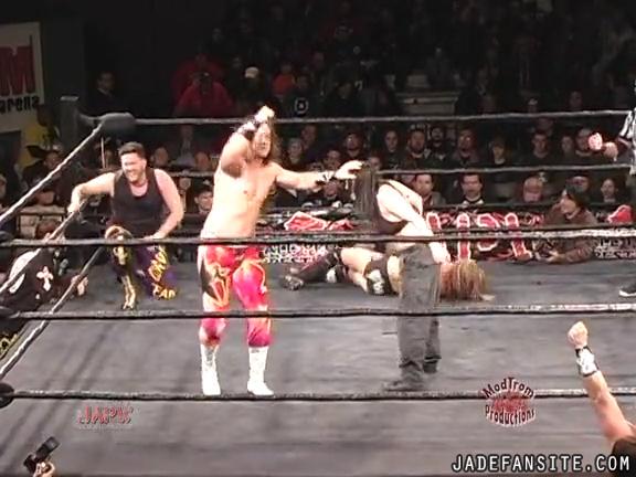 Mia-HardwayvsSocial-Fear_Still1091.jpg