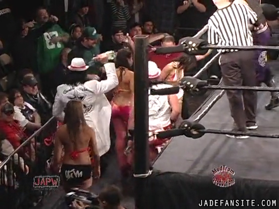 Mia-HardwayvsSocial-Fear_Still112.jpg