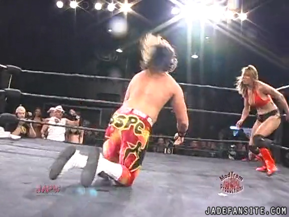 Mia-HardwayvsSocial-Fear_Still1126.jpg