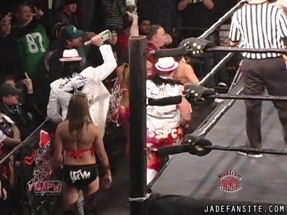 Mia-HardwayvsSocial-Fear_Still114.jpg