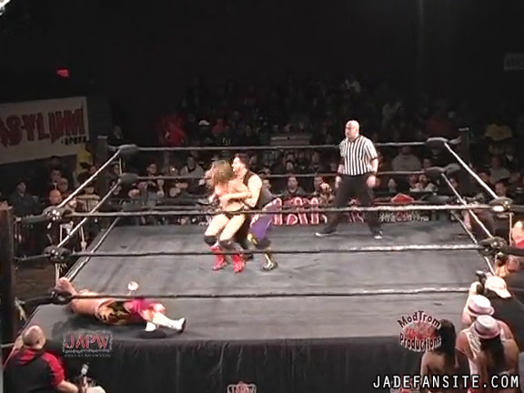 Mia-HardwayvsSocial-Fear_Still1140.jpg
