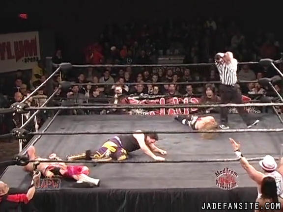 Mia-HardwayvsSocial-Fear_Still1149.jpg