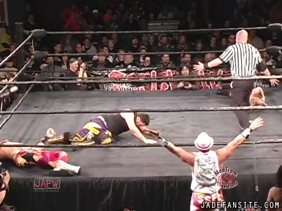 Mia-HardwayvsSocial-Fear_Still1154.jpg