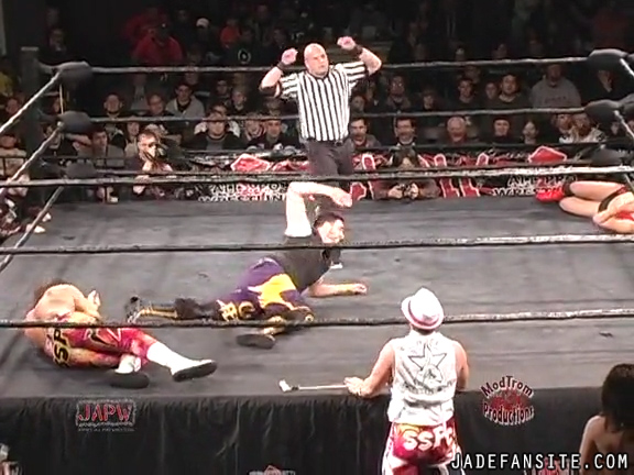 Mia-HardwayvsSocial-Fear_Still1166.jpg