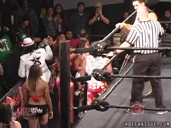 Mia-HardwayvsSocial-Fear_Still117.jpg