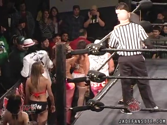 Mia-HardwayvsSocial-Fear_Still118.jpg
