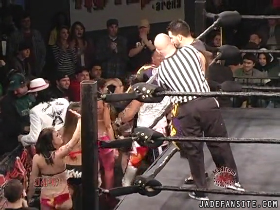 Mia-HardwayvsSocial-Fear_Still121.jpg
