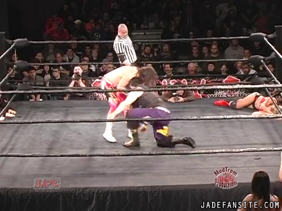 Mia-HardwayvsSocial-Fear_Still1211.jpg