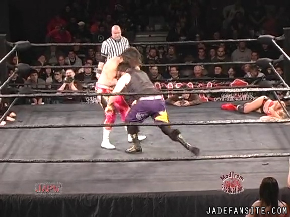 Mia-HardwayvsSocial-Fear_Still1212.jpg
