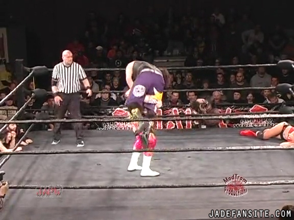 Mia-HardwayvsSocial-Fear_Still1215.jpg