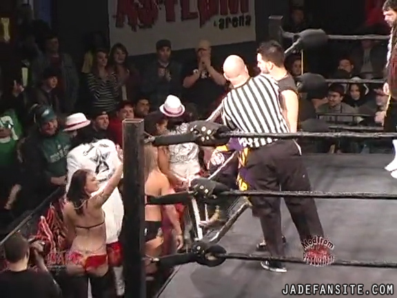 Mia-HardwayvsSocial-Fear_Still122.jpg