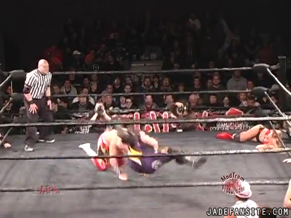 Mia-HardwayvsSocial-Fear_Still1222.jpg