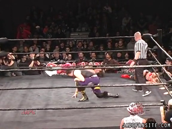 Mia-HardwayvsSocial-Fear_Still1236.jpg