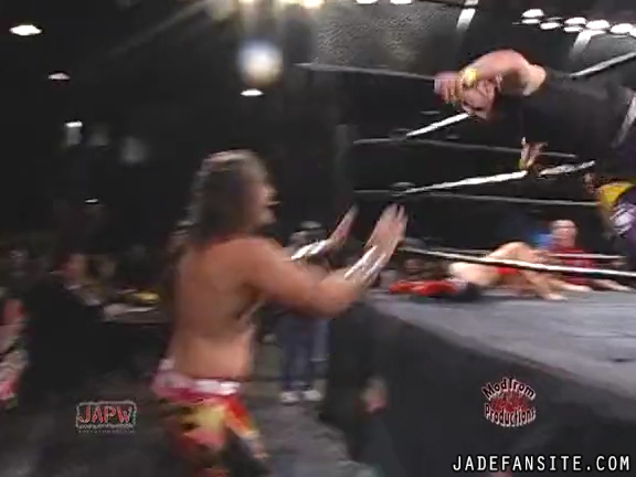 Mia-HardwayvsSocial-Fear_Still1243.jpg