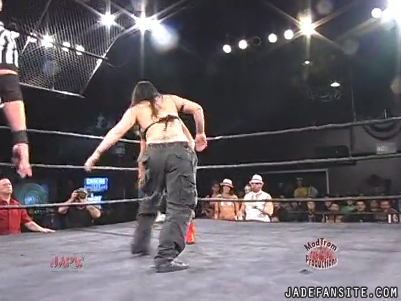 Mia-HardwayvsSocial-Fear_Still1251.jpg