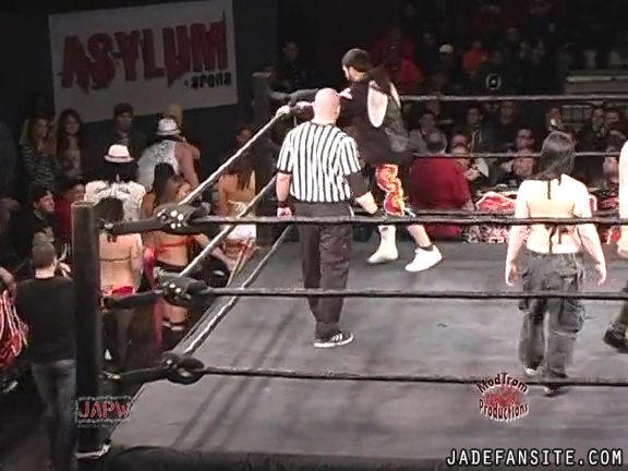 Mia-HardwayvsSocial-Fear_Still130.jpg
