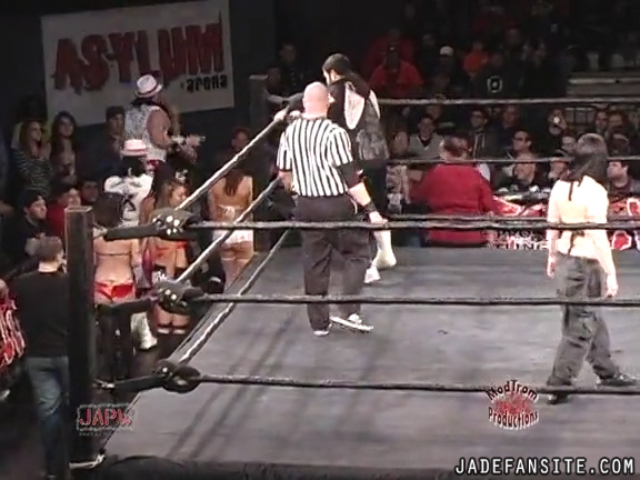 Mia-HardwayvsSocial-Fear_Still131.jpg