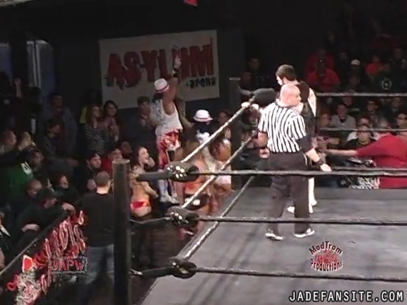 Mia-HardwayvsSocial-Fear_Still133.jpg