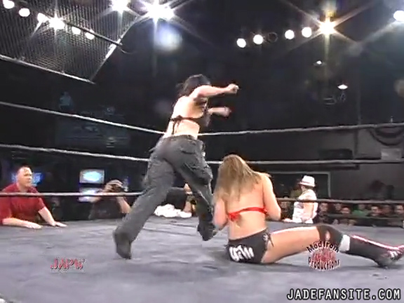 Mia-HardwayvsSocial-Fear_Still1364.jpg