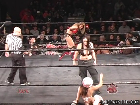 Mia-HardwayvsSocial-Fear_Still1385.jpg