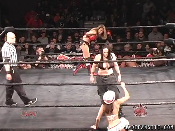 Mia-HardwayvsSocial-Fear_Still1386.jpg