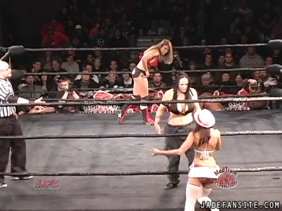 Mia-HardwayvsSocial-Fear_Still1388.jpg