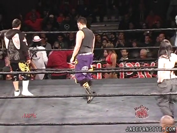 Mia-HardwayvsSocial-Fear_Still140.jpg