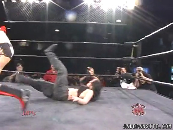 Mia-HardwayvsSocial-Fear_Still1408.jpg