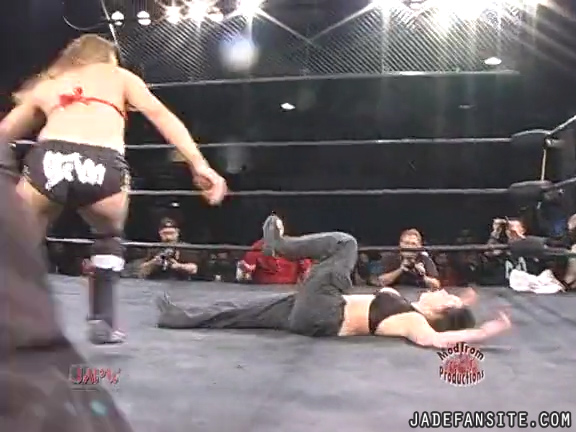 Mia-HardwayvsSocial-Fear_Still1409.jpg