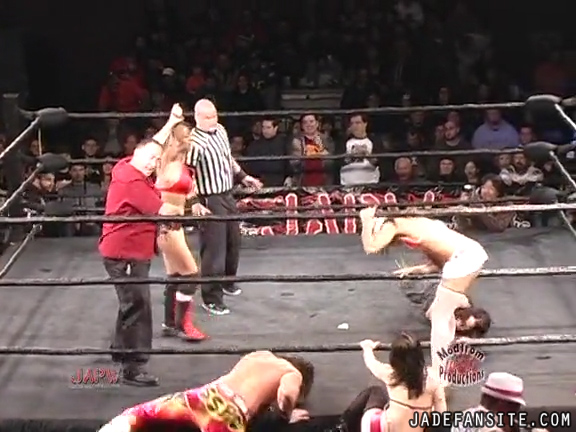 Mia-HardwayvsSocial-Fear_Still1447.jpg