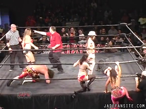 Mia-HardwayvsSocial-Fear_Still1454.jpg