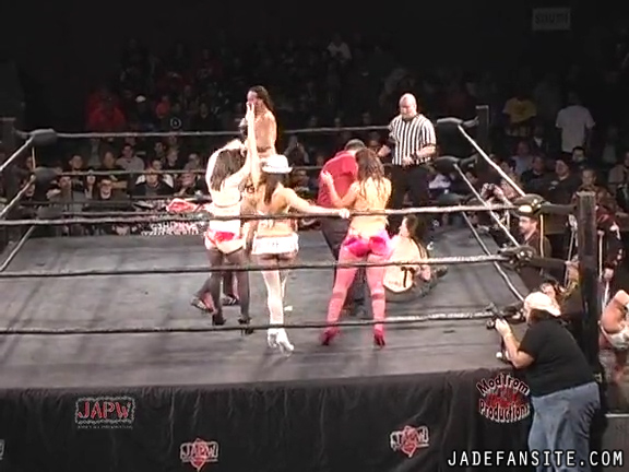 Mia-HardwayvsSocial-Fear_Still1471.jpg