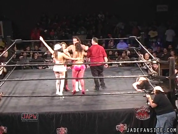 Mia-HardwayvsSocial-Fear_Still1479.jpg