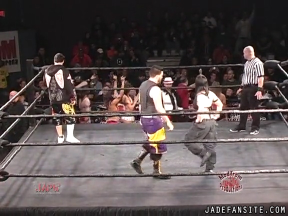 Mia-HardwayvsSocial-Fear_Still150.jpg