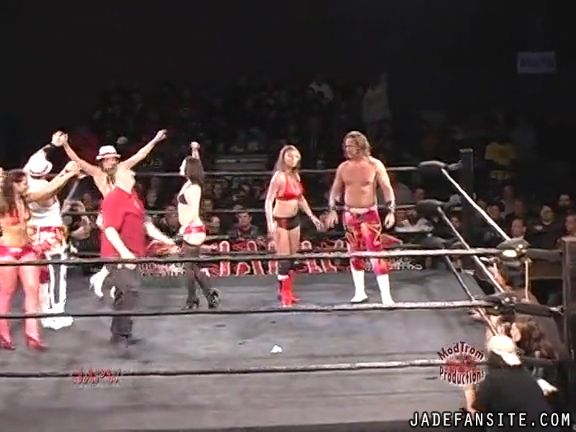Mia-HardwayvsSocial-Fear_Still1556.jpg