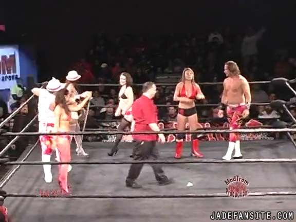 Mia-HardwayvsSocial-Fear_Still1558.jpg
